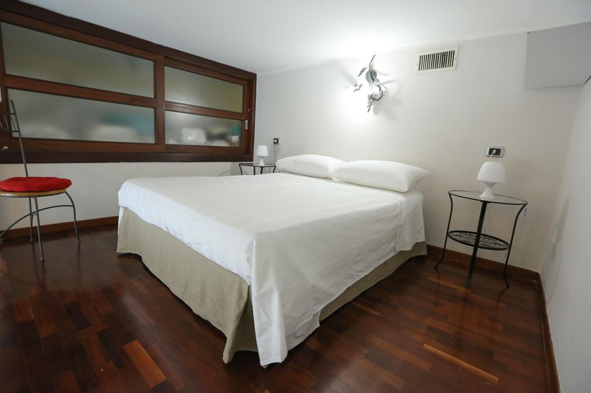 Bed & Breakfast Residenza Malaterra 2*